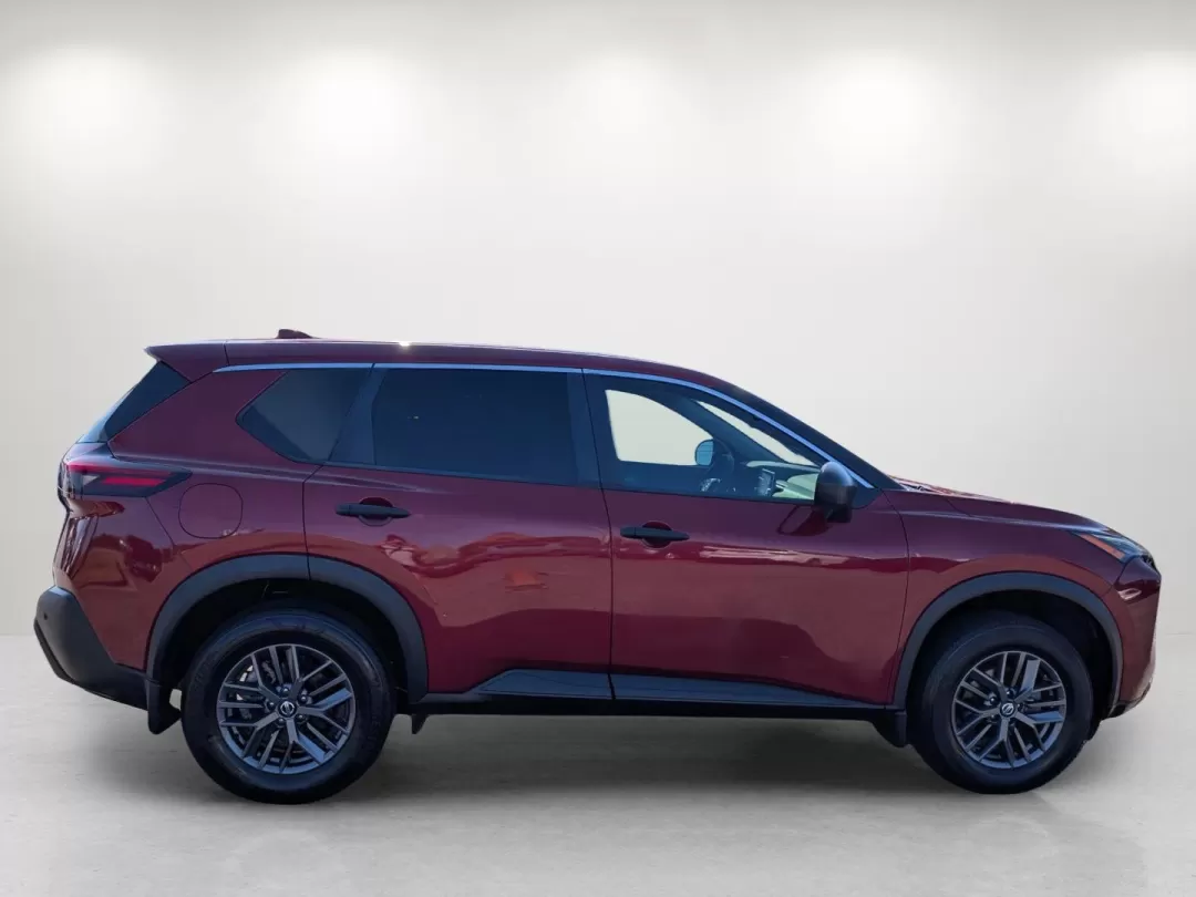 2021 /Charcoal Nissan Rogue S (5N1AT3AA6MC) with an Other engine, located at 1430 Gateway Drive, Opelika, AL, 36801, (334) 239-0944, 32.637871, -85.409790 - 2021 Nissan Rogue S - Photo#3