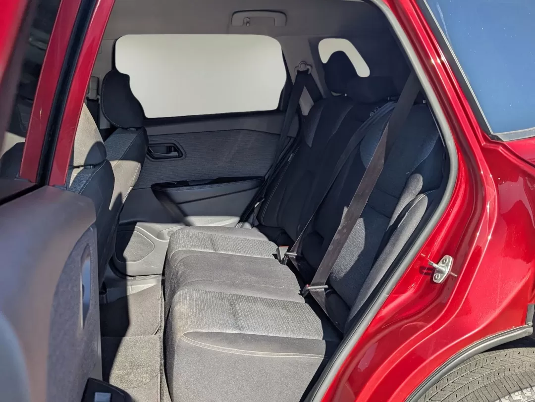 2021 /Charcoal Nissan Rogue S (5N1AT3AA6MC) with an Other engine, located at 3959 U.S. 80 W, Phenix City, AL, 36870, (334) 297-4885, 32.469296, -85.135185 - Discover the perfect blend of style, comfort, and reliability with the 2021 Nissan Rogue S, available at Gils Auto in Phenix City, AL. This SUV is not just a vehicle; it's a lifestyle upgrade that caters to your adventurous spirit and everyday needs. Whether you're a busy professional looking for a - Photo#11