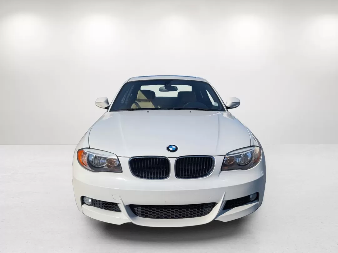 2013 BMW 1 Series 128i (WBAUP7C5XDV) with an Other engine, located at 1430 Gateway Drive, Opelika, AL, 36801, (334) 239-0944, 32.637871, -85.409790 - 2013 BMW 1 Series 128i - Photo#1