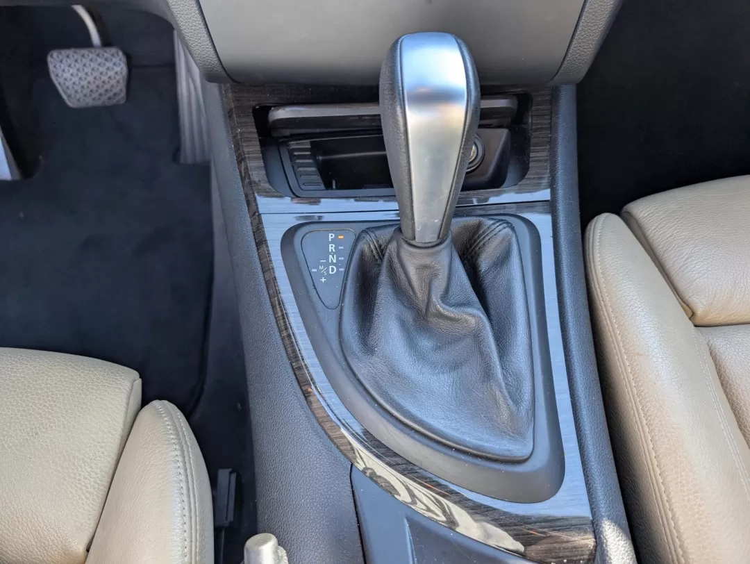 2013 BMW 1 Series 128i (WBAUP7C5XDV) with an Other engine, located at 1430 Gateway Drive, Opelika, AL, 36801, (334) 239-0944, 32.637871, -85.409790 - 2013 BMW 1 Series 128i - Photo#12