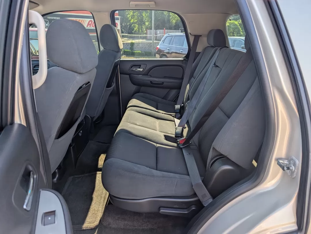 2009 /Ebony Chevrolet Tahoe LS (1GNEC13329R) with an Other engine, located at 3959 U.S. 80 W, Phenix City, AL, 36870, (334) 297-4885, 32.469296, -85.135185 - **Explore the Open Road in This 2009 Chevrolet Tahoe Your Next Adventure Awaits!**<br /> <br /> Are you dreaming of weekend getaways with family, or perhaps a reliable companion for your daily commute? Look no further! The 2009 Chevrolet Tahoe LS is the ideal SUV for those who crave versatility wit - Photo#11