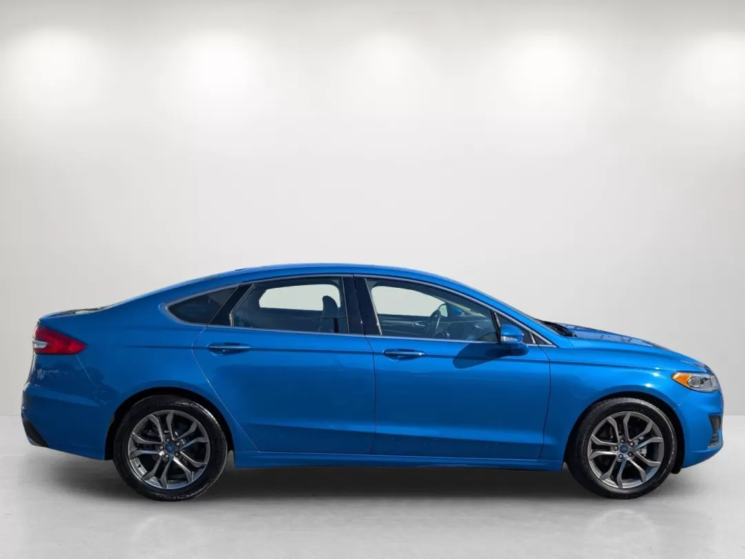 2019 Ford Fusion SEL (3FA6P0CD2KR) with an Other engine, located at 1430 Gateway Drive, Opelika, AL, 36801, (334) 239-0944, 32.637871, -85.409790 - 2019 Ford Fusion SEL - Photo#3
