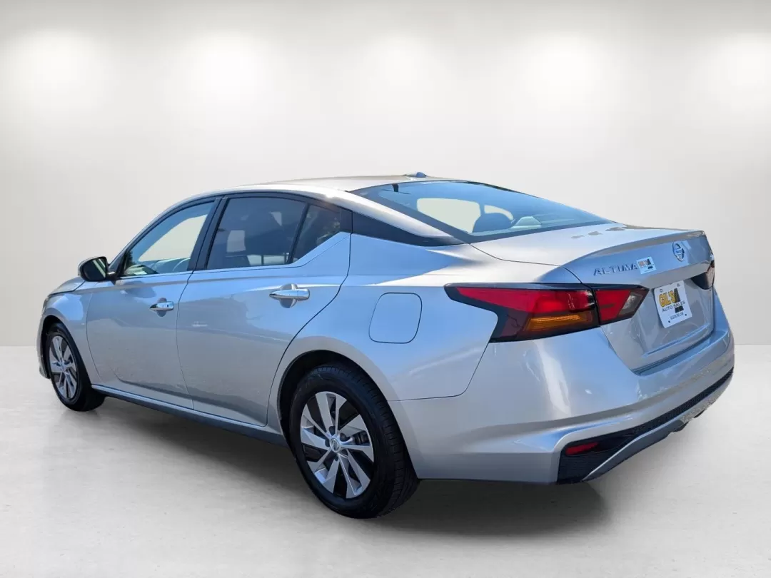 2020 /Charcoal Nissan Altima 2.5 S (1N4BL4BV6LC) with an Other engine, located at 3959 U.S. 80 W, Phenix City, AL, 36870, (334) 297-4885, 32.469296, -85.135185 - **Drive into Adventure with the 2020 Nissan Altima at Gils Auto in Phenix City, AL!**<br /> <br /> Are you in search of a reliable sedan that perfectly balances everyday commuting with weekend road trips? Look no further than the 2020 Nissan Altima, now available at Gils Auto-your trusted Buy Here P - Photo#7