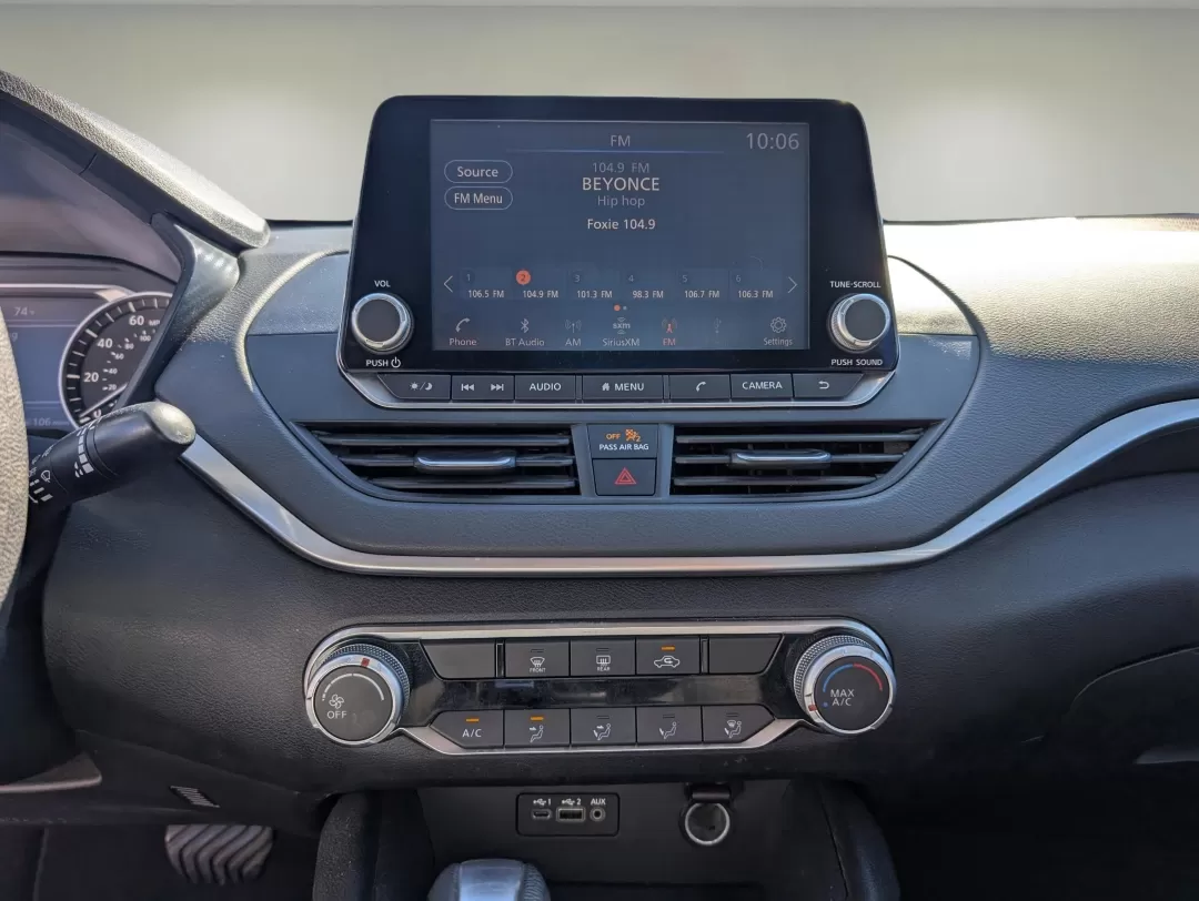 2020 /Charcoal Nissan Altima 2.5 S (1N4BL4BV6LC) with an Other engine, located at 3959 U.S. 80 W, Phenix City, AL, 36870, (334) 297-4885, 32.469296, -85.135185 - **Drive into Adventure with the 2020 Nissan Altima at Gils Auto in Phenix City, AL!**<br /> <br /> Are you in search of a reliable sedan that perfectly balances everyday commuting with weekend road trips? Look no further than the 2020 Nissan Altima, now available at Gils Auto-your trusted Buy Here P - Photo#13