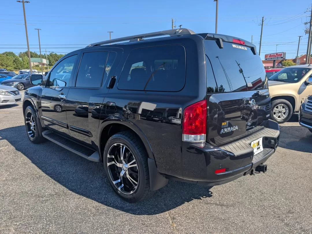 2011 /Charcoal Nissan Armada SV (5N1BA0ND8BN) with an Other engine, located at 3959 U.S. 80 W, Phenix City, AL, 36870, (334) 297-4885, 32.469296, -85.135185 - **Unleash Your Adventurous Spirit with the 2011 Nissan Armada SV!** <br /> <br /> Are you ready to embrace the open road and create unforgettable memories with your family? Look no further than this stunning 2011 Nissan Armada SV, available at Gils Auto in Phenix City, AL! Perfect for growing famili - Photo#6