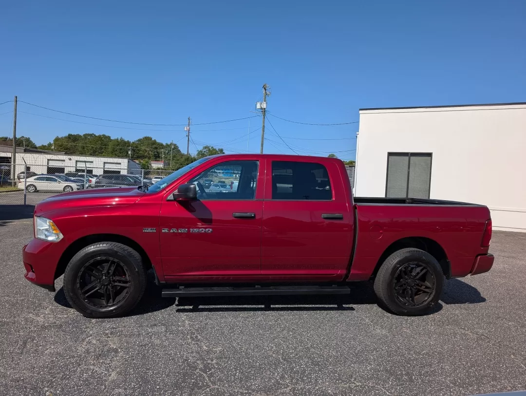 2012 /Dark Slate/Medium Graystone Ram 1500 Express (1C6RD6KT9CS) with an Other engine, located at 3959 U.S. 80 W, Phenix City, AL, 36870, (334) 297-4885, 32.469296, -85.135185 - **Drive Your Adventures with Confidence in this 2012 Ram 1500 Express Crew Cab!**<br /> <br /> Are you ready to elevate your weekend adventures or tackle your daily commute with style and power? At Gils Auto in Phenix City, AL, we have just the vehicle for you! This striking Deep Cherry Red Crystal - Photo#7
