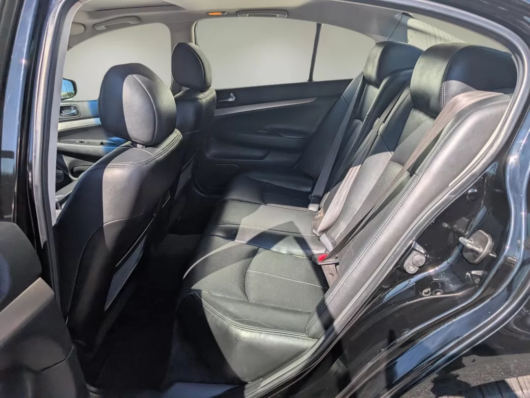 2012 /Graphite Infiniti G25 Sedan x (JN1DV6AR7CM) with an Other engine, located at 1430 Gateway Drive, Opelika, AL, 36801, (334) 239-0944, 32.637871, -85.409790 - 2012 Infiniti G25 Sedan x - Photo#10
