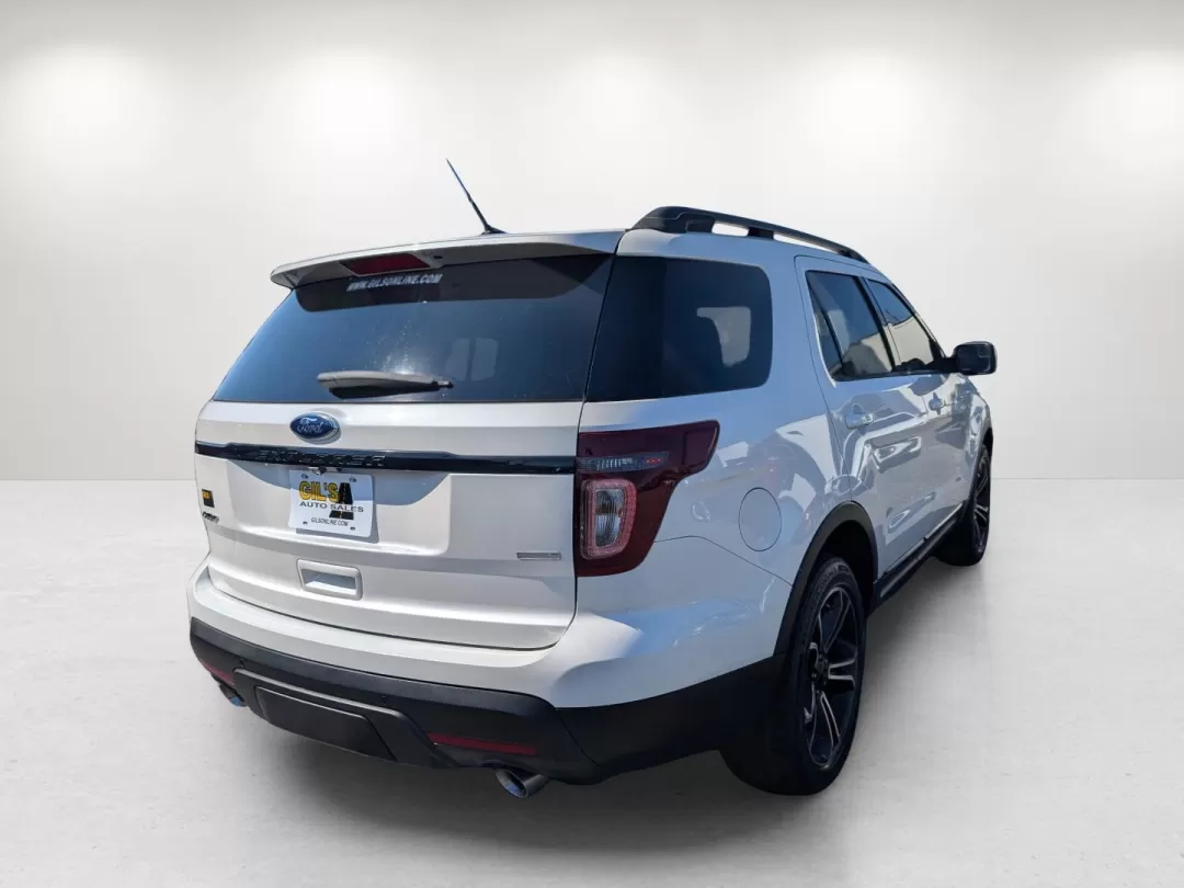 2015 Ford Explorer Sport (1FM5K8GT2FG) with an Other engine, located at 1430 Gateway Drive, Opelika, AL, 36801, (334) 239-0944, 32.637871, -85.409790 - **Adventure Awaits: Discover the 2015 Ford Explorer Sport at Gils Auto!**<br /> <br /> Are you ready to elevate your family outings or weekend adventures? The 2015 Ford Explorer Sport is the perfect SUV to accompany you on journeys big and small, offering both comfort and capability. With its robust - Photo#4