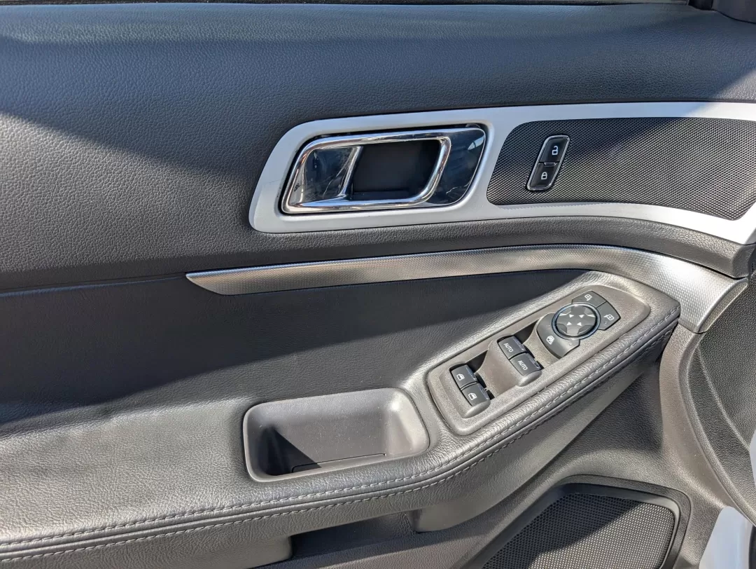 2015 Ford Explorer Sport (1FM5K8GT2FG) with an Other engine, located at 1430 Gateway Drive, Opelika, AL, 36801, (334) 239-0944, 32.637871, -85.409790 - **Adventure Awaits: Discover the 2015 Ford Explorer Sport at Gils Auto!**<br /> <br /> Are you ready to elevate your family outings or weekend adventures? The 2015 Ford Explorer Sport is the perfect SUV to accompany you on journeys big and small, offering both comfort and capability. With its robust - Photo#8