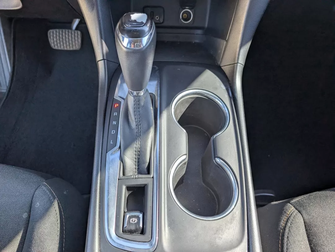 2018 /Jet Black Chevrolet Equinox LT (2GNAXJEVXJ6) with an Other engine, located at 521 Old Farm Lane Rd, Prattville, AL, 36066, (334) 325-1505, 32.482460, -86.416367 - **Discover Your Next Adventure with the 2018 Chevrolet Equinox LT at Gils Auto in Phenix City, AL!**<br /> <br /> Are you looking for a versatile SUV that fits seamlessly into your lifestyle? The 2018 Chevrolet Equinox LT is the perfect blend of style, functionality, and reliability. Whether you're - Photo#13