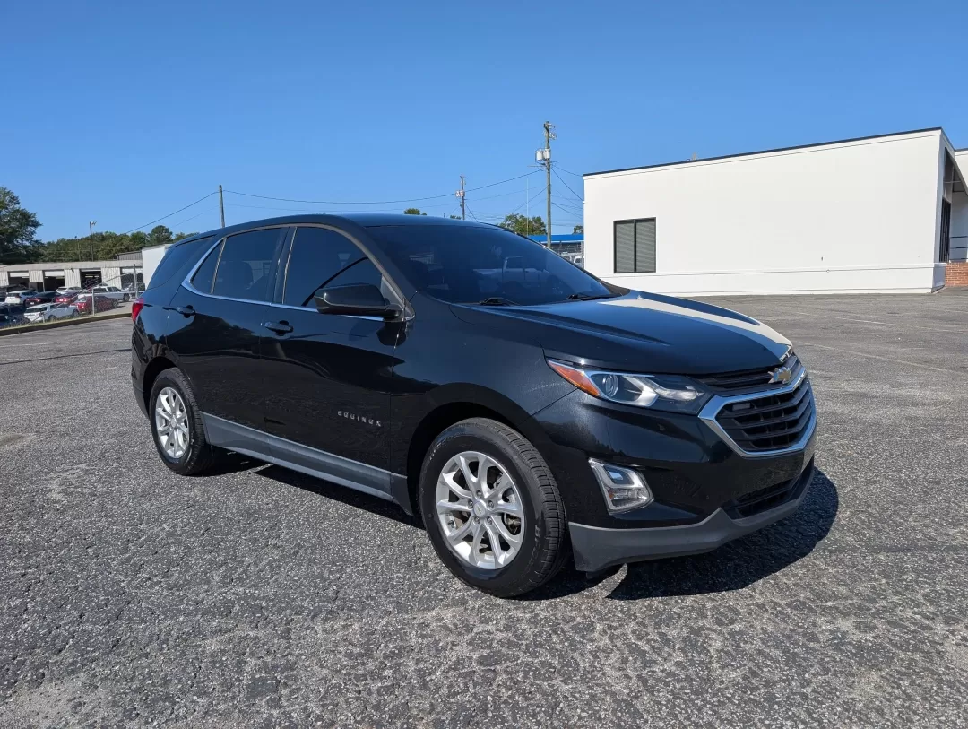 2018 /Jet Black Chevrolet Equinox LT (2GNAXJEVXJ6) with an Other engine, located at 3959 U.S. 80 W, Phenix City, AL, 36870, (334) 297-4885, 32.469296, -85.135185 - **Discover Your Next Adventure with the 2018 Chevrolet Equinox LT at Gils Auto in Phenix City, AL!**<br /> <br /> Are you looking for a versatile SUV that fits seamlessly into your lifestyle? The 2018 Chevrolet Equinox LT is the perfect blend of style, functionality, and reliability. Whether you're - Photo#2