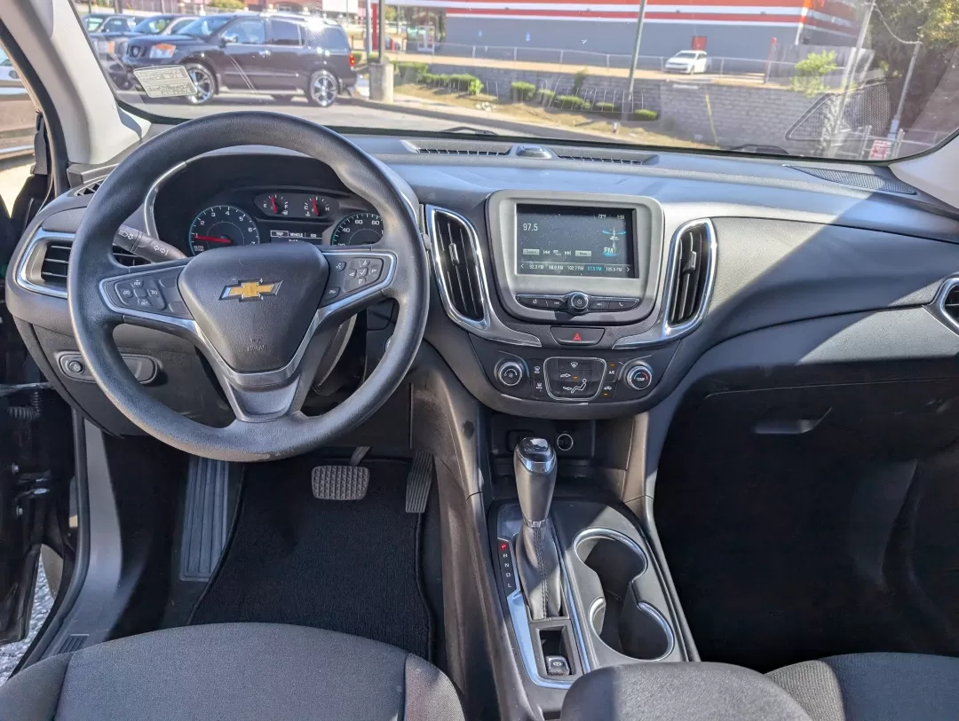 2018 /Jet Black Chevrolet Equinox LT (2GNAXJEVXJ6) with an Other engine, located at 3959 U.S. 80 W, Phenix City, AL, 36870, (334) 297-4885, 32.469296, -85.135185 - **Discover Your Next Adventure with the 2018 Chevrolet Equinox LT at Gils Auto in Phenix City, AL!**<br /> <br /> Are you looking for a versatile SUV that fits seamlessly into your lifestyle? The 2018 Chevrolet Equinox LT is the perfect blend of style, functionality, and reliability. Whether you're - Photo#11
