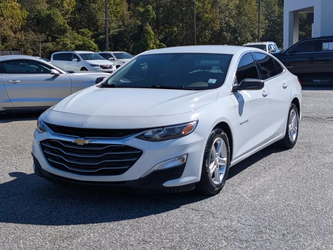 2021 /Dark Atmosphere/ Medium Ash Gray Chevrolet Malibu LS (1G1ZC5ST0MF) with an Other engine, located at 3959 U.S. 80 W, Phenix City, AL, 36870, (334) 297-4885, 32.469296, -85.135185 - **Elevate Your Everyday Commute with the 2021 Chevrolet Malibu LS**<br /> <br /> Are you looking for a reliable sedan that fits seamlessly into your busy lifestyle? Look no further than the 2021 Chevrolet Malibu LS, available now at Gils Auto in Phenix City, AL. Perfectly designed for daily commutes - Photo#1
