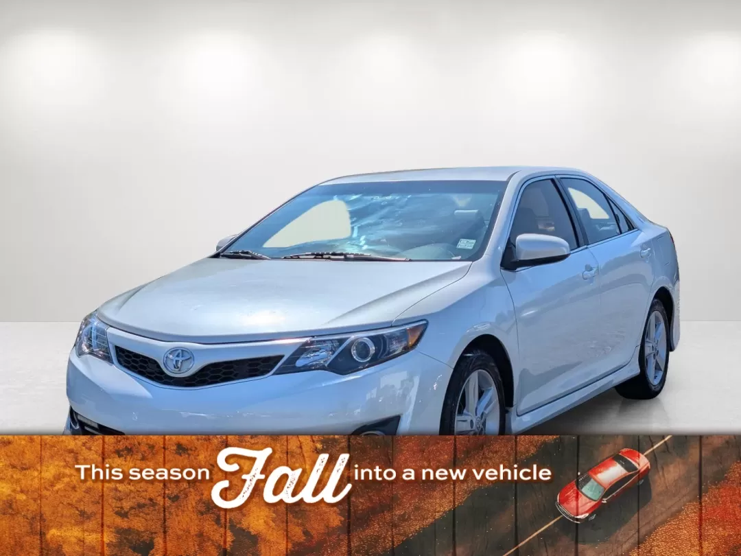 photo of 2012 Toyota Camry SE