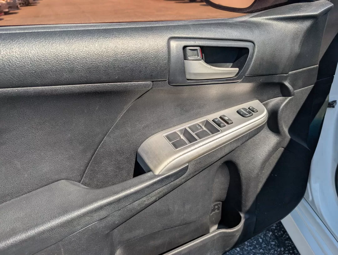 2012 Toyota Camry SE (4T1BF1FK3CU) with an Other engine, located at 3959 U.S. 80 W, Phenix City, AL, 36870, (334) 297-4885, 32.469296, -85.135185 - 2012 Toyota Camry SE - Photo#8