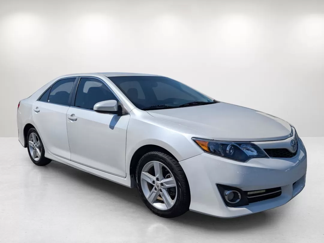 2012 Toyota Camry SE (4T1BF1FK3CU) with an Other engine, located at 3959 U.S. 80 W, Phenix City, AL, 36870, (334) 297-4885, 32.469296, -85.135185 - **Discover Your Perfect Ride: 2012 Toyota Camry SE Ideal for Daily Commuters and Family Adventures!**<br /> <br /> Are you searching for a reliable sedan that balances comfort, style, and performance? Look no further! The 2012 Toyota Camry SE is the perfect vehicle for your daily commutes, weekend - Photo#2