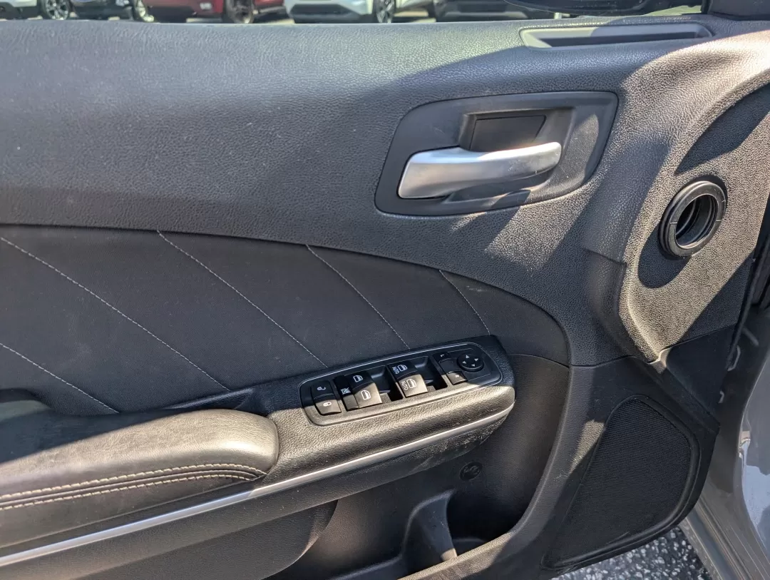2019 /Black Dodge Charger SXT (2C3CDXBG9KH) with an Other engine, located at 3959 U.S. 80 W, Phenix City, AL, 36870, (334) 297-4885, 32.469296, -85.135185 - 2019 Dodge Charger SXT - Photo#8