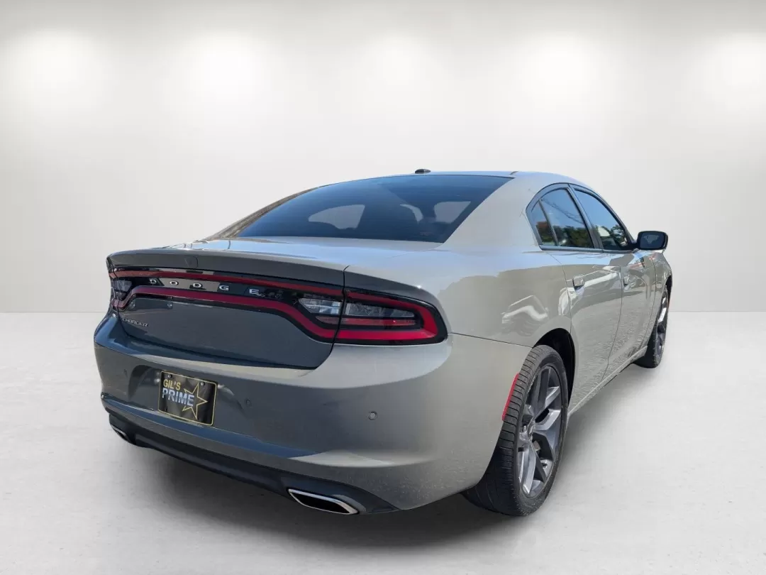 2019 /Black Dodge Charger SXT (2C3CDXBG9KH) with an Other engine, located at 1430 Gateway Drive, Opelika, AL, 36801, (334) 239-0944, 32.637871, -85.409790 - 2019 Dodge Charger SXT - Photo#4