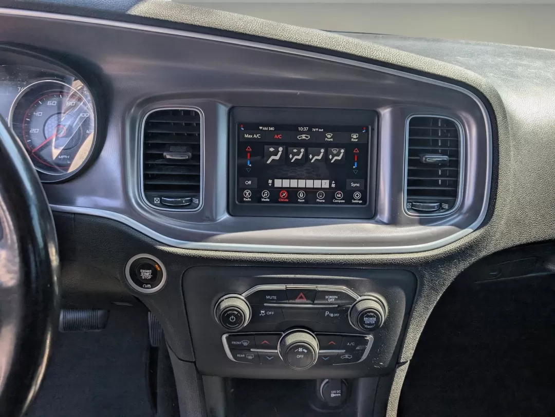 2019 /Black Dodge Charger SXT (2C3CDXBG9KH) with an Other engine, located at 1430 Gateway Drive, Opelika, AL, 36801, (334) 239-0944, 32.637871, -85.409790 - 2019 Dodge Charger SXT - Photo#14