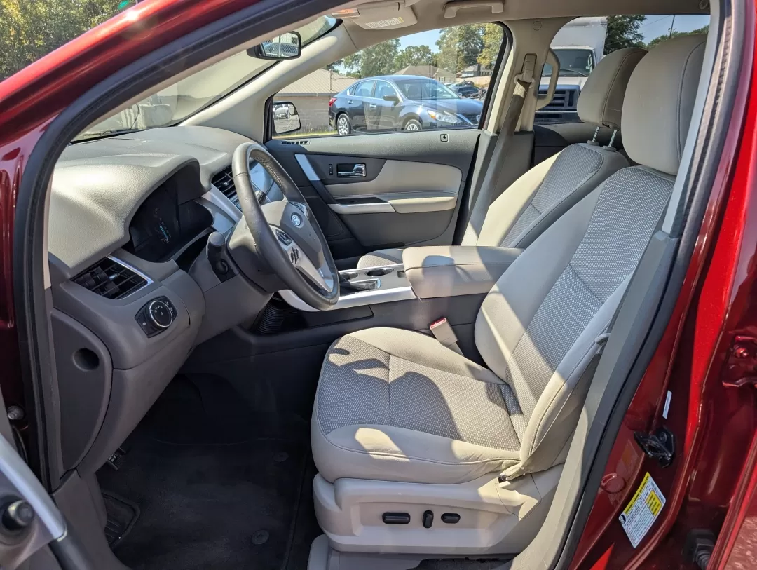2014 Ford Edge SEL (2FMDK3JC5EB) with an Other engine, located at 3959 U.S. 80 W, Phenix City, AL, 36870, (334) 297-4885, 32.469296, -85.135185 - 2014 Ford Edge SEL - Photo#9