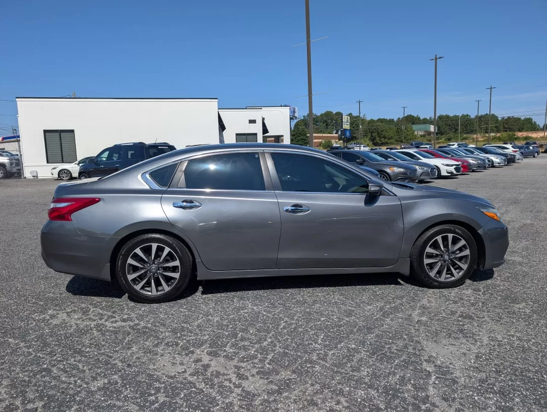 2016 /Beige Nissan Altima 2.5 SL (1N4AL3APXGC) with an Other engine, located at 3959 U.S. 80 W, Phenix City, AL, 36870, (334) 297-4885, 32.469296, -85.135185 - 2016 Nissan Altima 2.5 SL - Photo#3