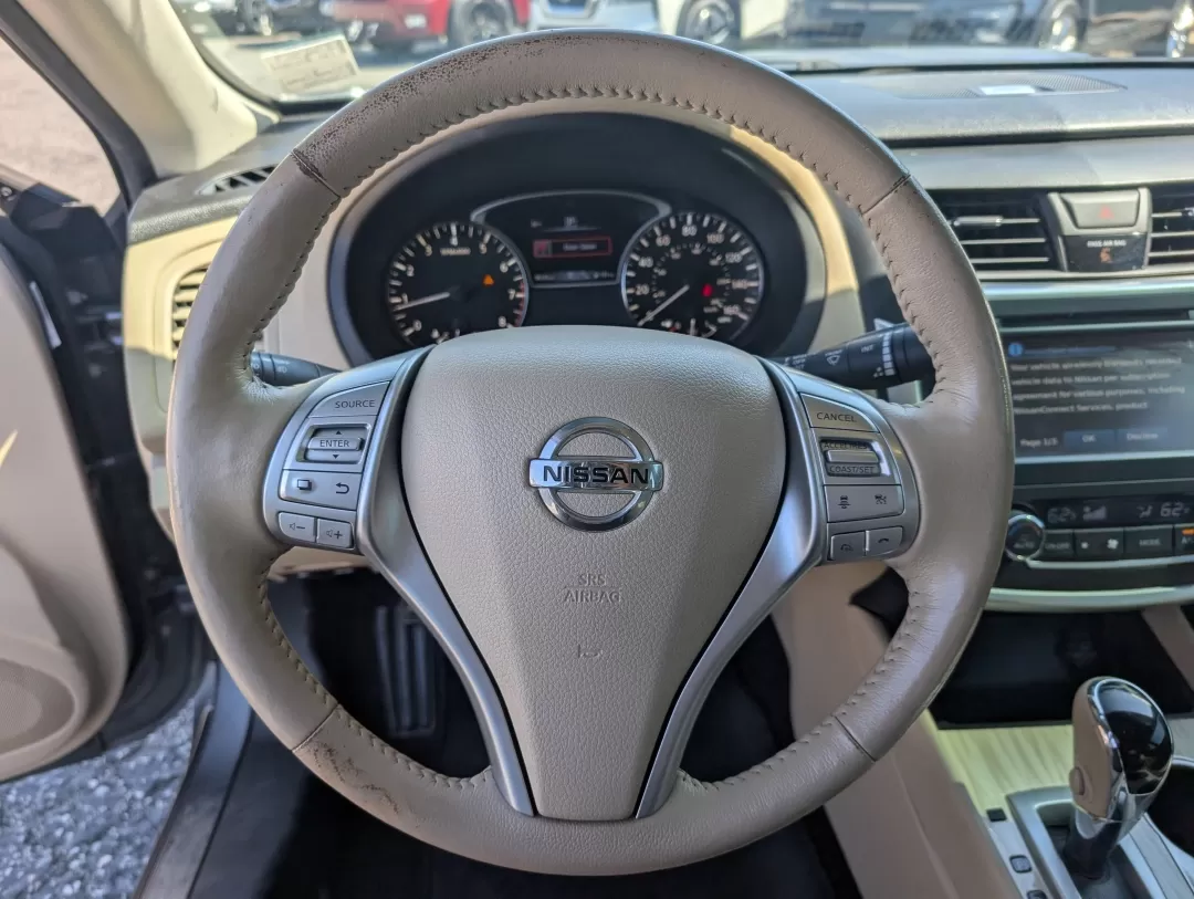 2016 /Beige Nissan Altima 2.5 SL (1N4AL3APXGC) with an Other engine, located at 3959 U.S. 80 W, Phenix City, AL, 36870, (334) 297-4885, 32.469296, -85.135185 - 2016 Nissan Altima 2.5 SL - Photo#16