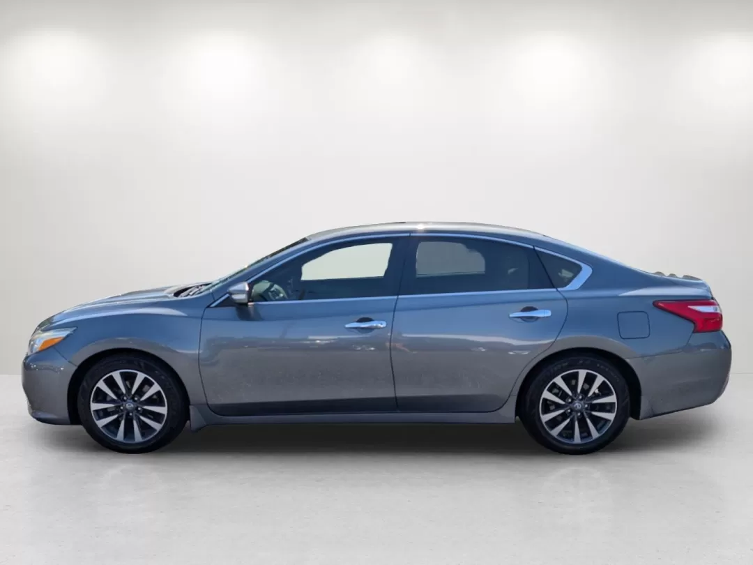 2016 /Beige Nissan Altima 2.5 SL (1N4AL3APXGC) with an Other engine, located at 7000 Northlake Connector, Columbus, GA, 31904, (706) 987-8085, 32.524975, -84.978134 - 2016 Nissan Altima 2.5 SL - Photo#7