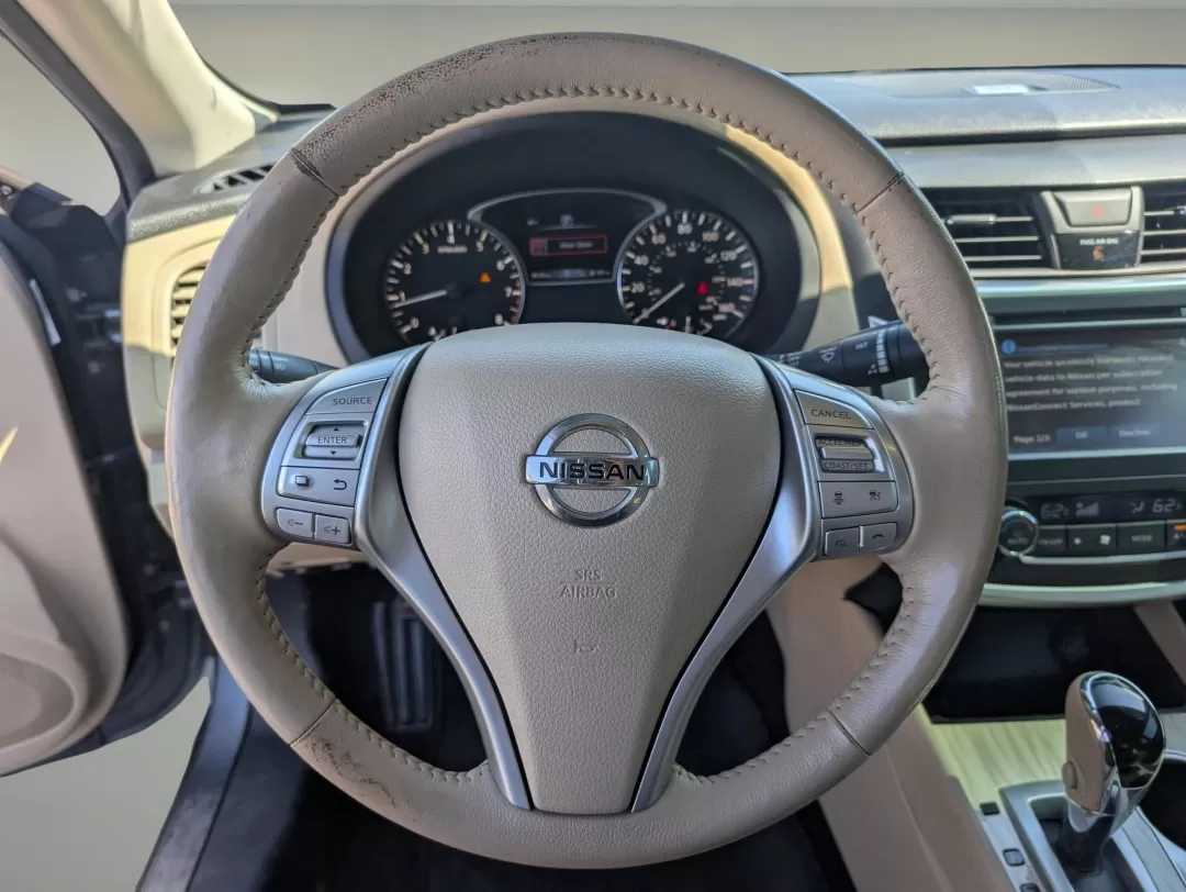 2016 /Beige Nissan Altima 2.5 SL (1N4AL3APXGC) with an Other engine, located at 7000 Northlake Connector, Columbus, GA, 31904, (706) 987-8085, 32.524975, -84.978134 - 2016 Nissan Altima 2.5 SL - Photo#16