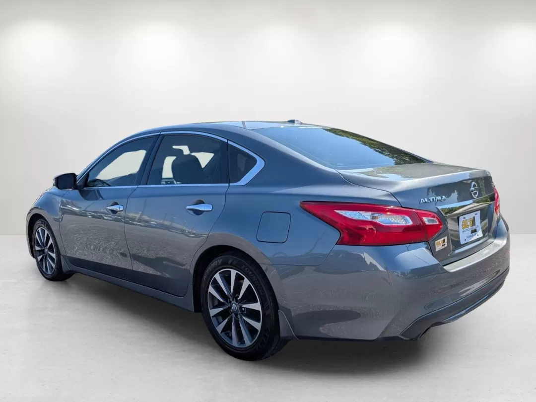 2016 /Beige Nissan Altima 2.5 SL (1N4AL3APXGC) with an Other engine, located at 521 Old Farm Lane Rd, Prattville, AL, 36066, (334) 325-1505, 32.482460, -86.416367 - **Discover the 2016 Nissan Altima 2.5 SL Your Ideal Commuter and Family Vehicle**<br /> <br /> If you're searching for a reliable vehicle that perfectly balances style, comfort, and technology, look no further than this 2016 Nissan Altima 2.5 SL, now available at Gils Auto in Phenix City, AL. This - Photo#6