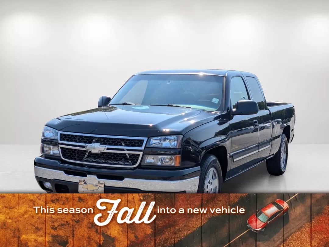 2006 /Dark Charcoal Chevrolet Silverado 1500 LT1 (1GCEC19V06Z) with an Other engine, located at 521 Old Farm Lane Rd, Prattville, AL, 36066, (334) 325-1505, 32.482460, -86.416367 - **Explore Your Next Adventure with the 2006 Chevrolet Silverado 1500 LT1 at Gils Auto!**<br /> <br /> Are you searching for a reliable and versatile pickup that suits both your daily commute and weekend adventures? Look no further! This 2006 Chevrolet Silverado 1500 LT1, now available at Gils Auto i - Photo#0
