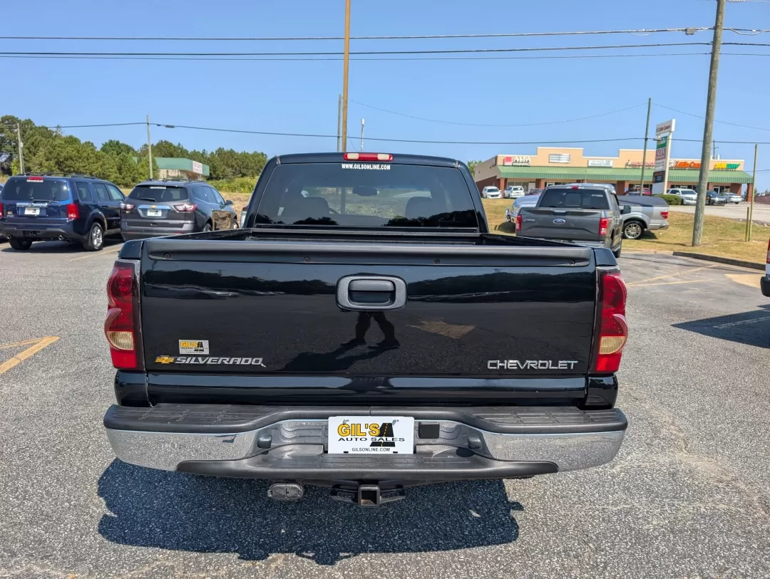 2006 /Dark Charcoal Chevrolet Silverado 1500 LT1 (1GCEC19V06Z) with an Other engine, located at 3959 U.S. 80 W, Phenix City, AL, 36870, (334) 297-4885, 32.469296, -85.135185 - **Explore Your Next Adventure with the 2006 Chevrolet Silverado 1500 LT1 at Gils Auto!**<br /> <br /> Are you searching for a reliable and versatile pickup that suits both your daily commute and weekend adventures? Look no further! This 2006 Chevrolet Silverado 1500 LT1, now available at Gils Auto i - Photo#5