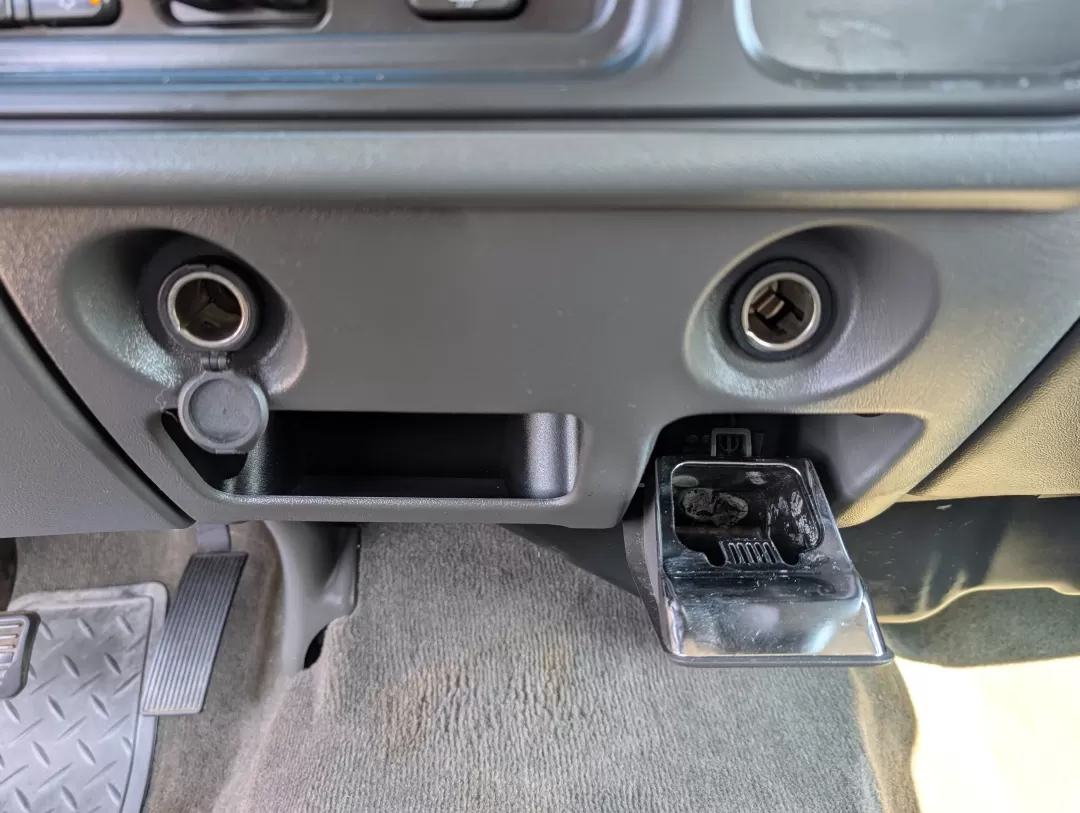 2006 /Dark Charcoal Chevrolet Silverado 1500 LT1 (1GCEC19V06Z) with an Other engine, located at 3959 U.S. 80 W, Phenix City, AL, 36870, (334) 297-4885, 32.469296, -85.135185 - **Explore Your Next Adventure with the 2006 Chevrolet Silverado 1500 LT1 at Gils Auto!**<br /> <br /> Are you searching for a reliable and versatile pickup that suits both your daily commute and weekend adventures? Look no further! This 2006 Chevrolet Silverado 1500 LT1, now available at Gils Auto i - Photo#15