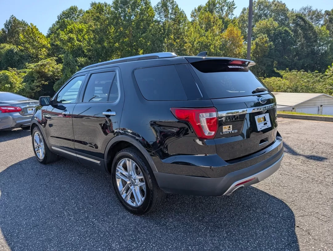 2017 Ford Explorer Limited (1FM5K7FH8HG) with an Other engine, located at 804 22nd Ave, Phenix City, AL, 36870, (334) 297-1860, 32.484749, -85.024475 - 2017 Ford Explorer Limited - Photo#6
