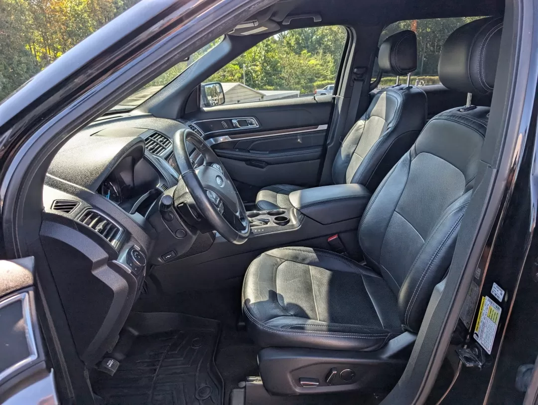 2017 Ford Explorer Limited (1FM5K7FH8HG) with an Other engine, located at 804 22nd Ave, Phenix City, AL, 36870, (334) 297-1860, 32.484749, -85.024475 - 2017 Ford Explorer Limited - Photo#9