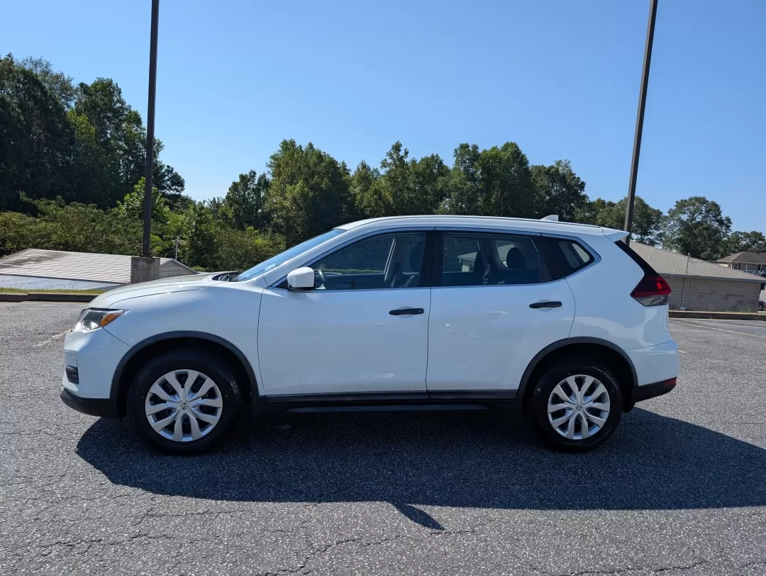 2018 /Charcoal Nissan Rogue S (KNMAT2MV1JP) with an Other engine, located at 804 22nd Ave, Phenix City, AL, 36870, (334) 297-1860, 32.484749, -85.024475 - 2018 Nissan Rogue S - Photo#7