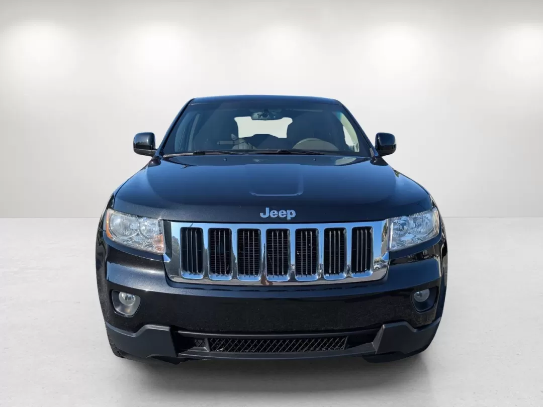 2012 /Dark Graystone/Medium Graystone Jeep Grand Cherokee Laredo (1C4RJFAG5CC) with an Other engine, located at 7000 Northlake Connector, Columbus, GA, 31904, (706) 987-8085, 32.524975, -84.978134 - **Adventure Awaits with This 2012 Jeep Grand Cherokee Laredo at Gils Auto - Your Local Buy Here Pay Here Dealership!**<br /> <br /> Are you ready to embark on your next adventure? The 2012 Jeep Grand Cherokee Laredo is the perfect companion for those who crave exploration and comfort. Whether you're - Photo#2
