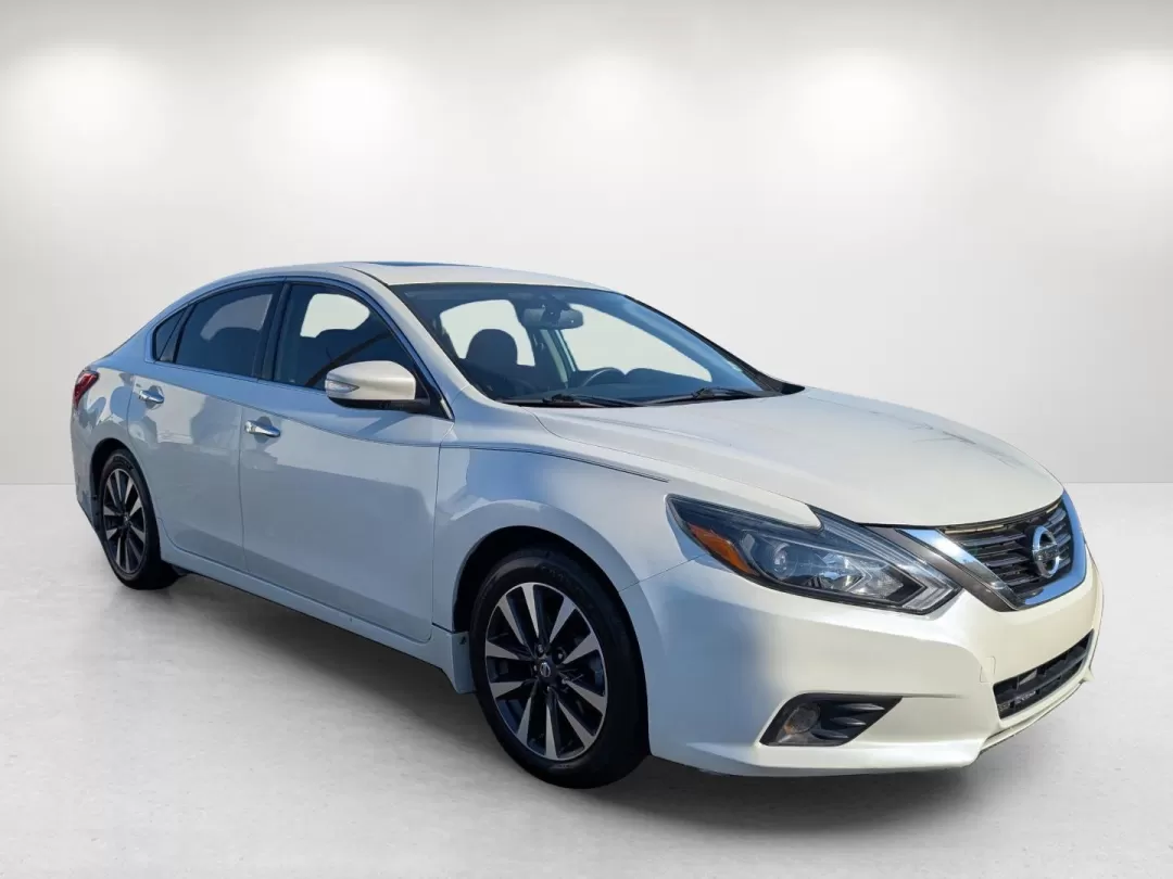 2016 /Charcoal Nissan Altima 2.5 SV (1N4AL3AP4GC) with an Other engine, located at 3959 U.S. 80 W, Phenix City, AL, 36870, (334) 297-4885, 32.469296, -85.135185 - ### Discover Your Next Adventure with This 2016 Nissan Altima at Gils Auto!<br /> <br /> Are you in search of a reliable vehicle for your daily commutes or weekend getaways? Look no further! The 2016 Nissan Altima 2.5 SV is the perfect blend of comfort, style, and functionality, making it ideal for - Photo#2