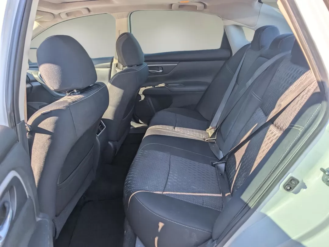 2016 /Charcoal Nissan Altima 2.5 SV (1N4AL3AP4GC) with an Other engine, located at 3959 U.S. 80 W, Phenix City, AL, 36870, (334) 297-4885, 32.469296, -85.135185 - ### Discover Your Next Adventure with This 2016 Nissan Altima at Gils Auto!<br /> <br /> Are you in search of a reliable vehicle for your daily commutes or weekend getaways? Look no further! The 2016 Nissan Altima 2.5 SV is the perfect blend of comfort, style, and functionality, making it ideal for - Photo#10