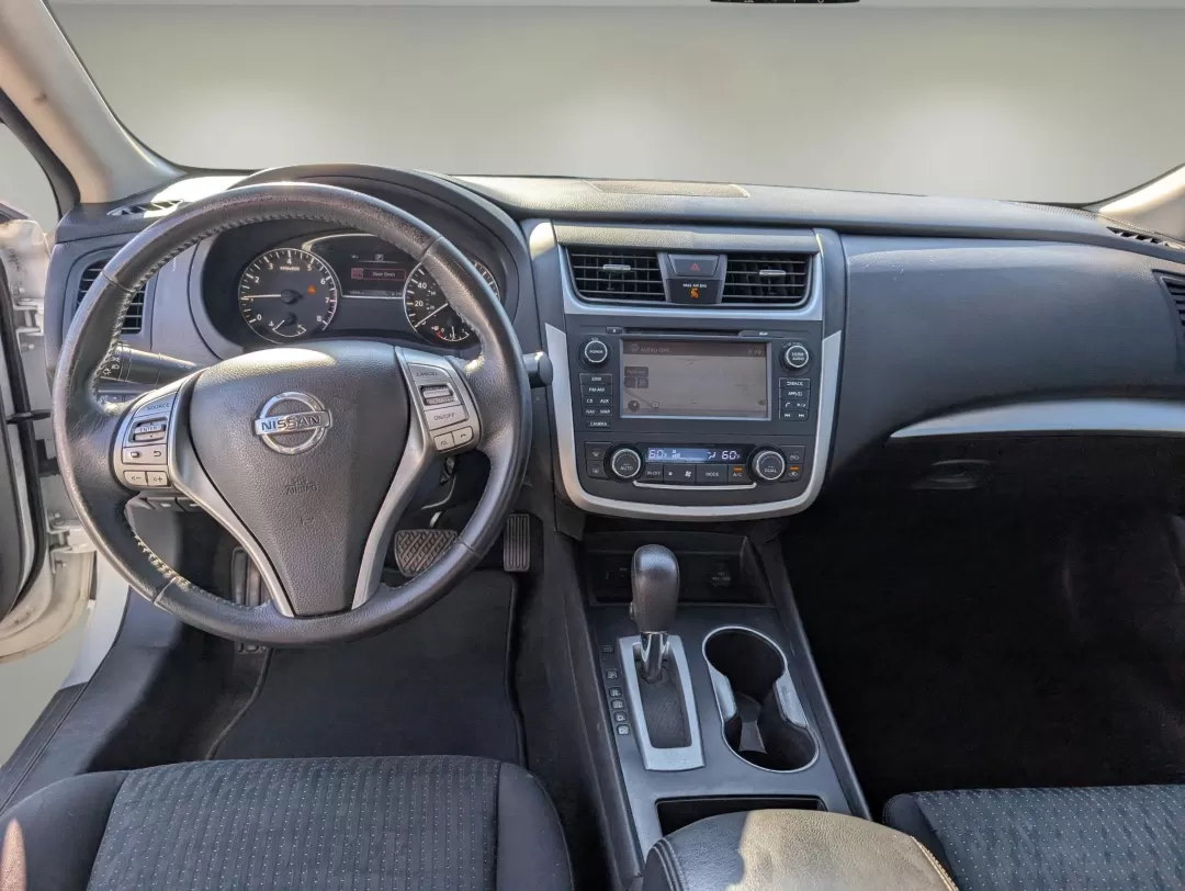 2016 /Charcoal Nissan Altima 2.5 SV (1N4AL3AP4GC) with an Other engine, located at 3959 U.S. 80 W, Phenix City, AL, 36870, (334) 297-4885, 32.469296, -85.135185 - ### Discover Your Next Adventure with This 2016 Nissan Altima at Gils Auto!<br /> <br /> Are you in search of a reliable vehicle for your daily commutes or weekend getaways? Look no further! The 2016 Nissan Altima 2.5 SV is the perfect blend of comfort, style, and functionality, making it ideal for - Photo#11