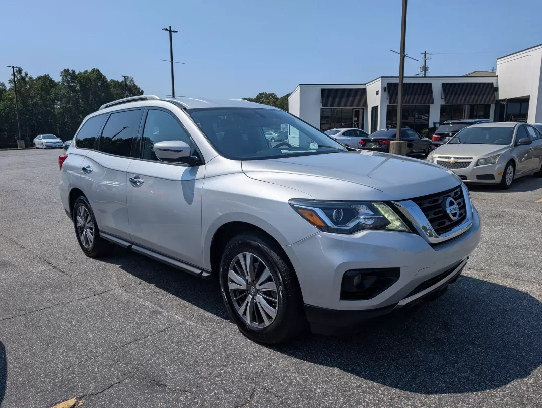 2019 /Charcoal Nissan Pathfinder SV (5N1DR2MM8KC) with an Other engine, located at 3959 U.S. 80 W, Phenix City, AL, 36870, (334) 297-4885, 32.469296, -85.135185 - **Explore the Great Outdoors in Style: 2019 Nissan Pathfinder SV at Gils Auto - Phenix City**<br /> <br /> Are you ready to elevate your family adventures or daily commutes? Look no further than the 2019 Nissan Pathfinder SV, an SUV designed for those who crave both comfort and performance. This ver - Photo#2