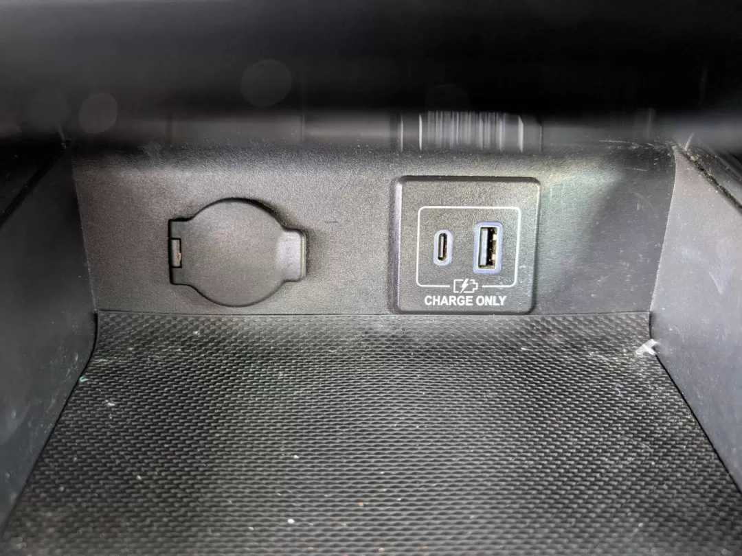 2019 /Charcoal Nissan Pathfinder SV (5N1DR2MM8KC) with an Other engine, located at 3959 U.S. 80 W, Phenix City, AL, 36870, (334) 297-4885, 32.469296, -85.135185 - **Explore the Great Outdoors in Style: 2019 Nissan Pathfinder SV at Gils Auto - Phenix City**<br /> <br /> Are you ready to elevate your family adventures or daily commutes? Look no further than the 2019 Nissan Pathfinder SV, an SUV designed for those who crave both comfort and performance. This ver - Photo#16