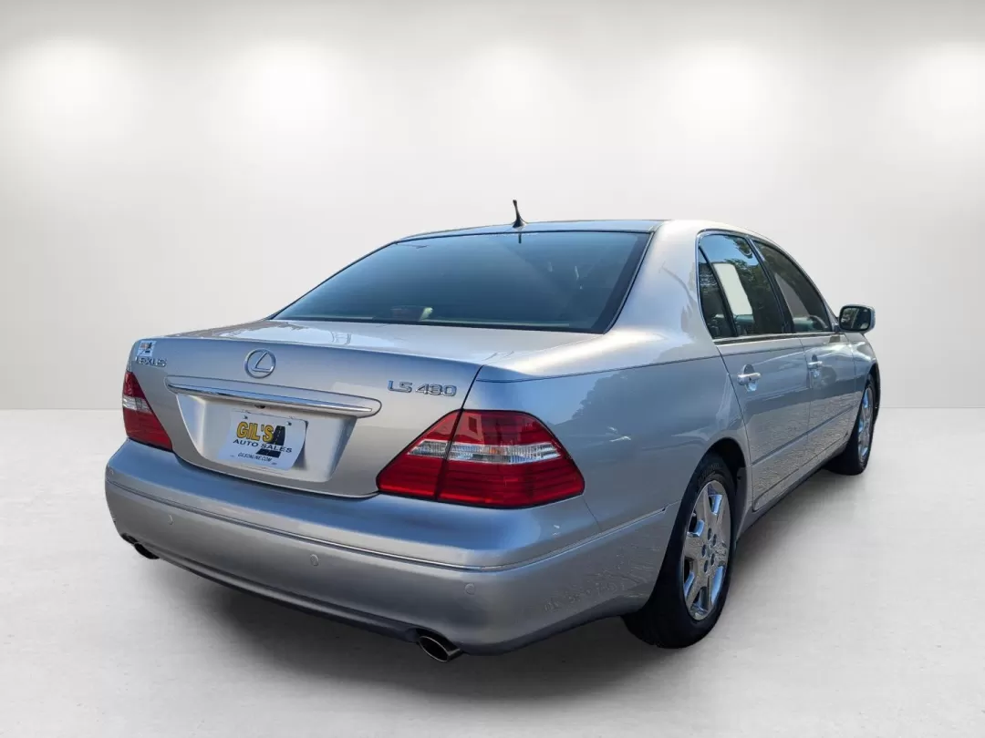 2004 Lexus LS 430 (JTHBN36F840) with an Other engine, located at 1430 Gateway Drive, Opelika, AL, 36801, (334) 239-0944, 32.637871, -85.409790 - **Discover Luxury and Comfort with the 2004 Lexus LS 430 at Gils Auto Your Premier Buy Here Pay Here Dealership in Phenix City, AL!**<br /> <br /> Are you on the hunt for a vehicle that combines elegance with performance, perfect for both daily commutes and weekend getaways? Look no further than th - Photo#4