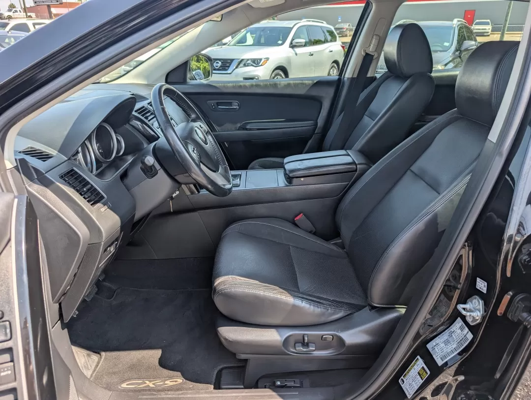 2013 /Black Mazda CX-9 Touring (JM3TB2CA3D0) with an Other engine, located at 3959 U.S. 80 W, Phenix City, AL, 36870, (334) 297-4885, 32.469296, -85.135185 - **Unlock Your Next Adventure with This 2013 Mazda CX-9 Touring!**<br /> <br /> Are you searching for the perfect vehicle to support your family's busy lifestyle or enhance your weekend adventures? Look no further! This stylish and spacious 2013 Mazda CX-9 Touring is here to offer you the ultimate bl - Photo#9