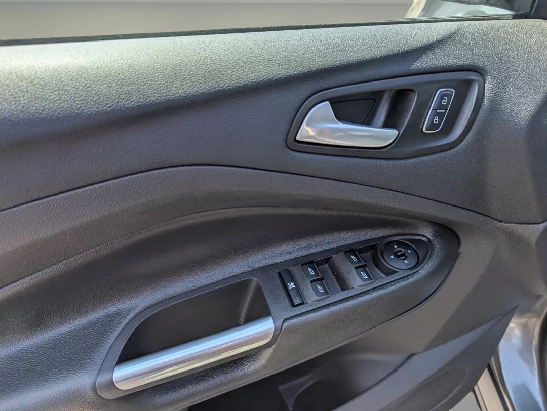 2016 Ford Escape SE (1FMCU0GX0GU) with an Other engine, located at 5115 14th Ave., Columbus, GA, 31904, (706) 323-0345, 32.511494, -84.971046 - 2016 Ford Escape SE - Photo#8
