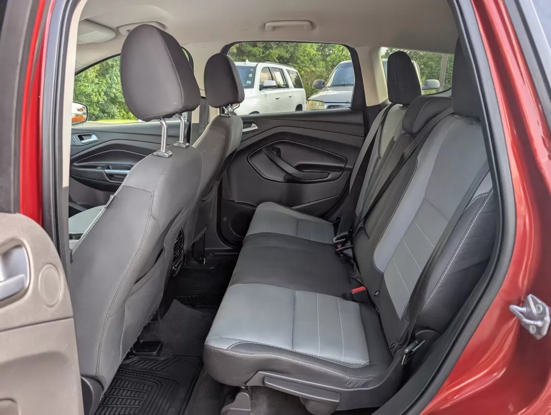 2016 Ford Escape SE (1FMCU9GX3GU) with an Other engine, located at 3959 U.S. 80 W, Phenix City, AL, 36870, (334) 297-4885, 32.469296, -85.135185 - **Experience Adventure in the 2016 Ford Escape SE Perfect for Your Next Journey!**<br /> <br /> If you're looking to elevate your lifestyle with a vehicle that's as versatile as your plans, the 2016 Ford Escape SE is your ideal companion. With ample space for a growing family, a sporty design, and - Photo#10