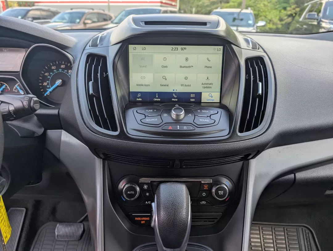 2016 Ford Escape SE (1FMCU9GX3GU) with an Other engine, located at 3959 U.S. 80 W, Phenix City, AL, 36870, (334) 297-4885, 32.469296, -85.135185 - **Experience Adventure in the 2016 Ford Escape SE Perfect for Your Next Journey!**<br /> <br /> If you're looking to elevate your lifestyle with a vehicle that's as versatile as your plans, the 2016 Ford Escape SE is your ideal companion. With ample space for a growing family, a sporty design, and - Photo#14
