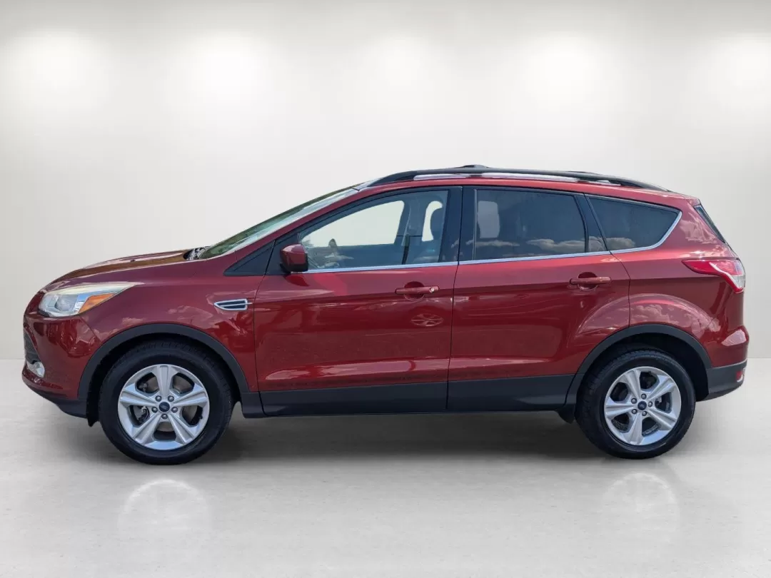 2016 Ford Escape SE (1FMCU9GX3GU) with an Other engine, located at 3959 U.S. 80 W, Phenix City, AL, 36870, (334) 297-4885, 32.469296, -85.135185 - **Experience Adventure in the 2016 Ford Escape SE Perfect for Your Next Journey!**<br /> <br /> If you're looking to elevate your lifestyle with a vehicle that's as versatile as your plans, the 2016 Ford Escape SE is your ideal companion. With ample space for a growing family, a sporty design, and - Photo#8