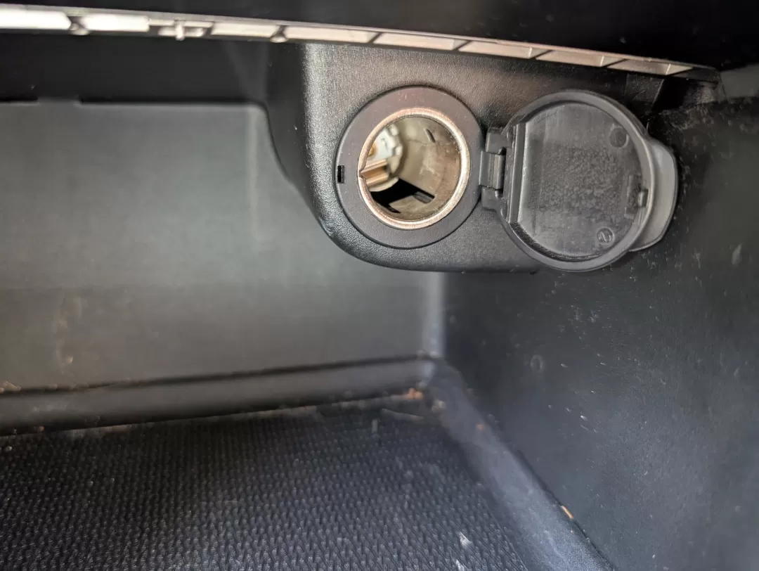 2013 /Black Jeep Grand Cherokee Laredo (1C4RJFAG5DC) with an Other engine, located at 804 22nd Ave, Phenix City, AL, 36870, (334) 297-1860, 32.484749, -85.024475 - Discover adventure and comfort with this versatile 2013 Jeep Grand Cherokee Laredo, perfect for families on the go or anyone seeking an exhilarating weekend escape. This Sport Utility Vehicle (SUV) effortlessly combines rugged performance with modern conveniences, making it an ideal choice for navig - Photo#12