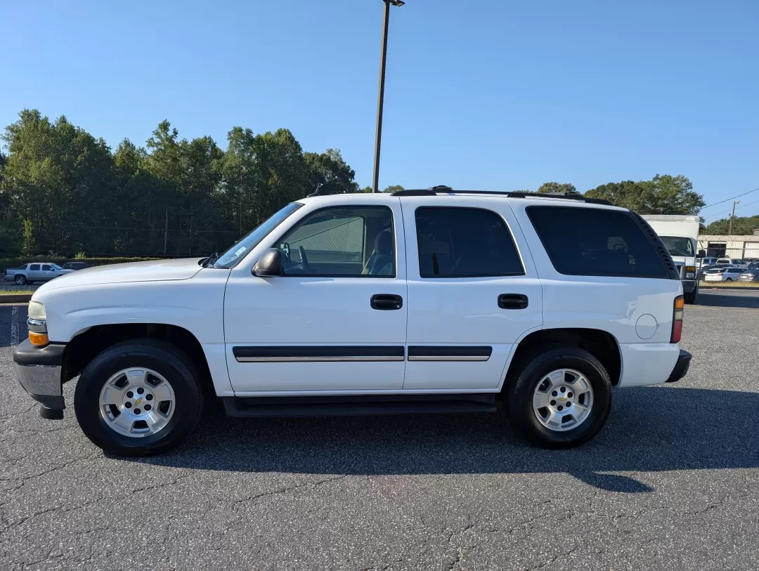 2005 /Tan/Neutral Chevrolet Tahoe LS (1GNEC13V65R) with an Other engine, located at 3959 U.S. 80 W, Phenix City, AL, 36870, (334) 297-4885, 32.469296, -85.135185 - 2005 Chevrolet Tahoe LS - Photo#7
