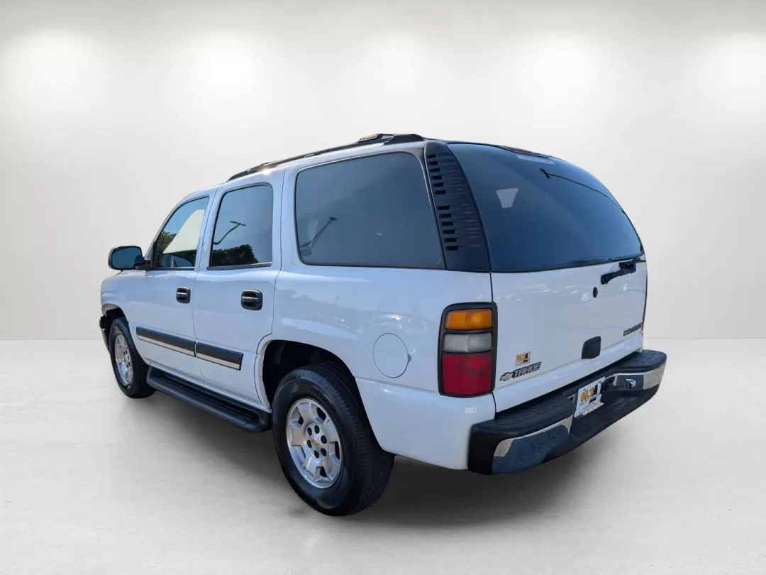 2005 /Tan/Neutral Chevrolet Tahoe LS (1GNEC13V65R) with an Other engine, located at 3959 U.S. 80 W, Phenix City, AL, 36870, (334) 297-4885, 32.469296, -85.135185 - **Discover Your Next Adventure with the 2005 Chevrolet Tahoe LS Perfect for Family Outings and Weekend Getaways!**<br /> <br /> Looking for a dependable SUV that comfortably accommodates your growing family or spirited weekend adventures? Look no further! Gils Auto in Phenix City, AL, is excited to - Photo#7